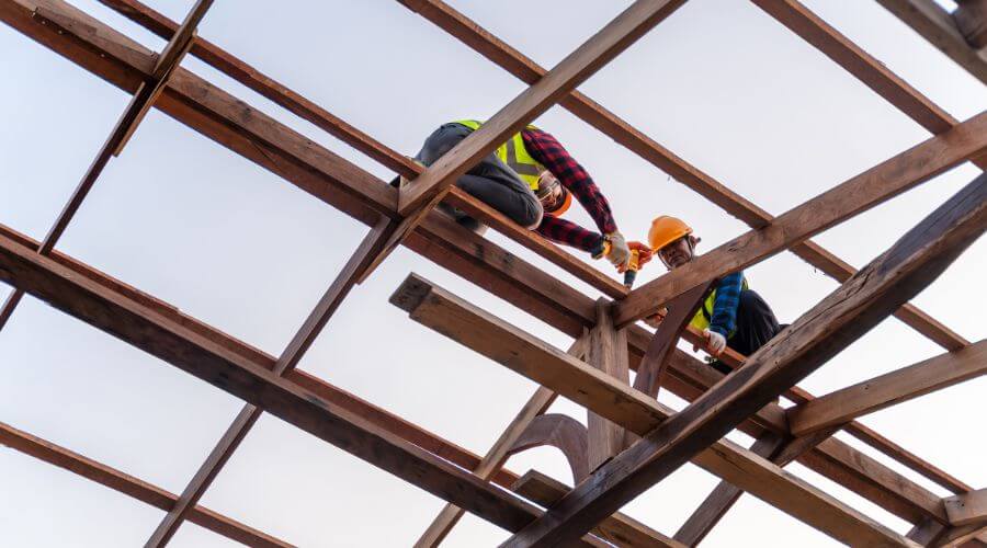 Expert new roof installation services in Italy, TX